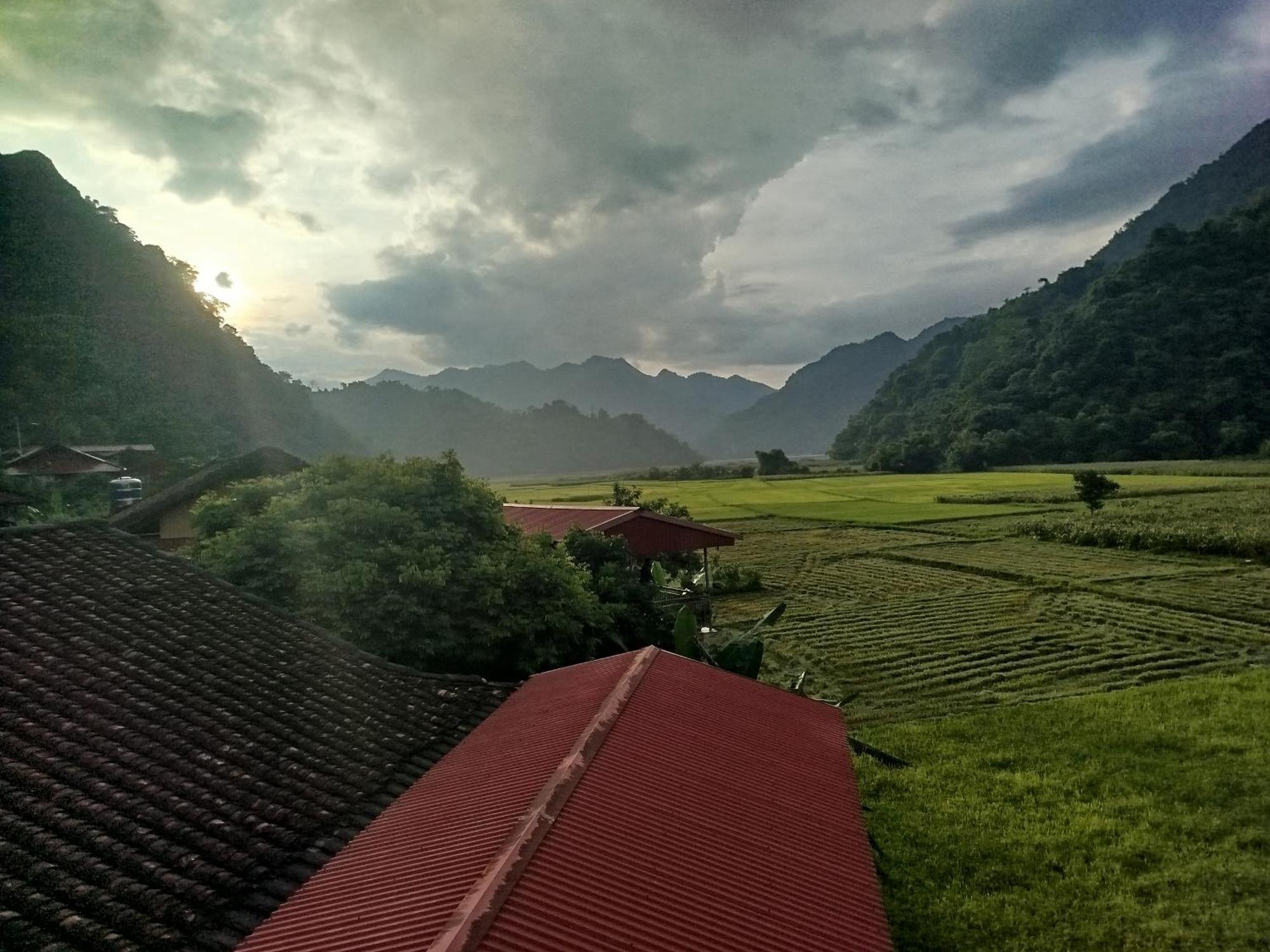 Tran Xuan Homestay Ba Be Luaran gambar