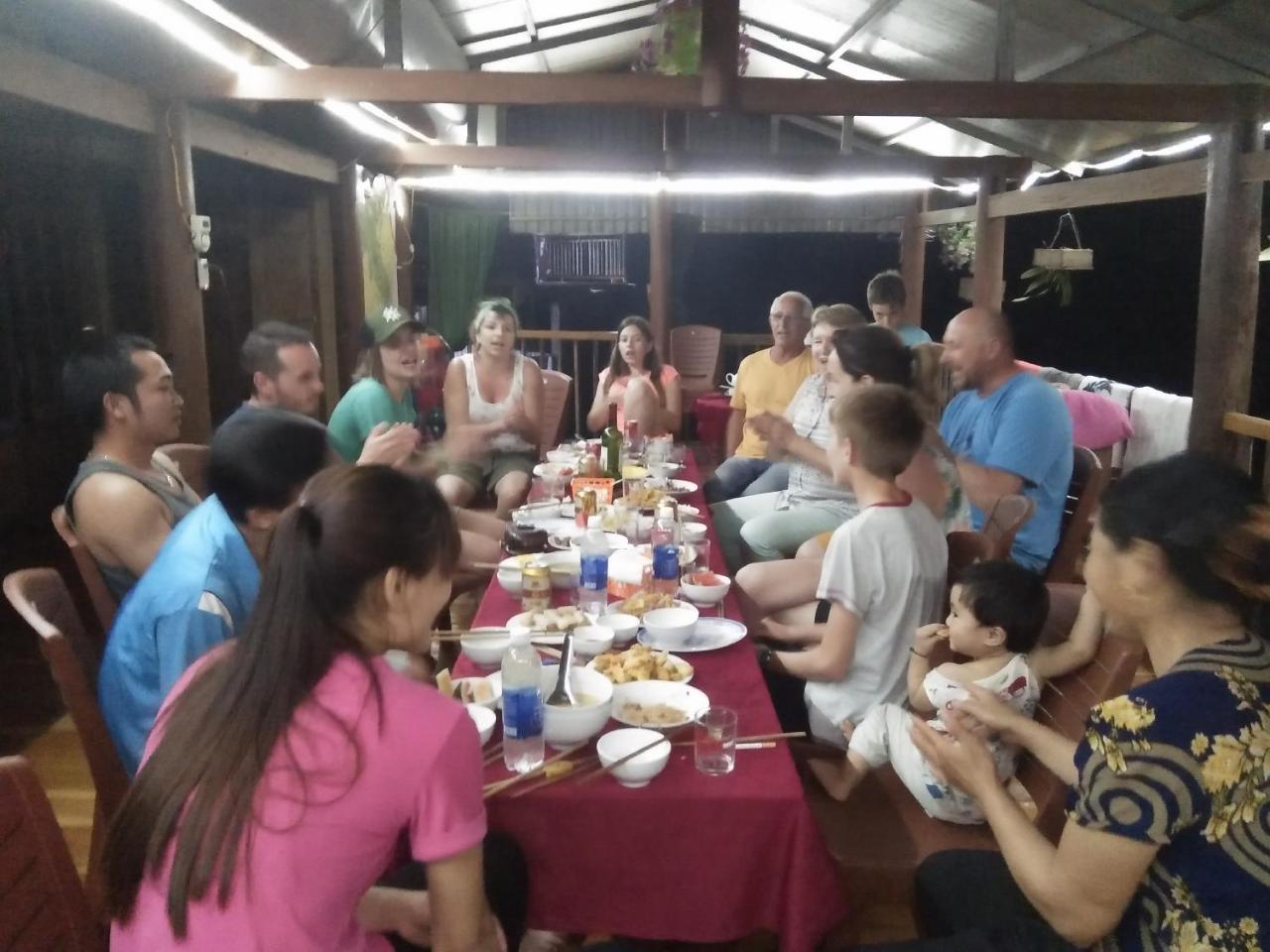 Tran Xuan Homestay Ba Be Luaran gambar