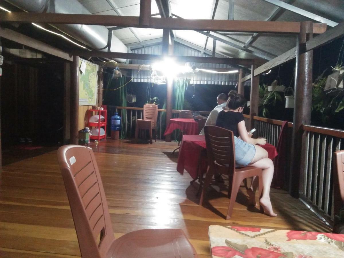 Tran Xuan Homestay Ba Be Luaran gambar